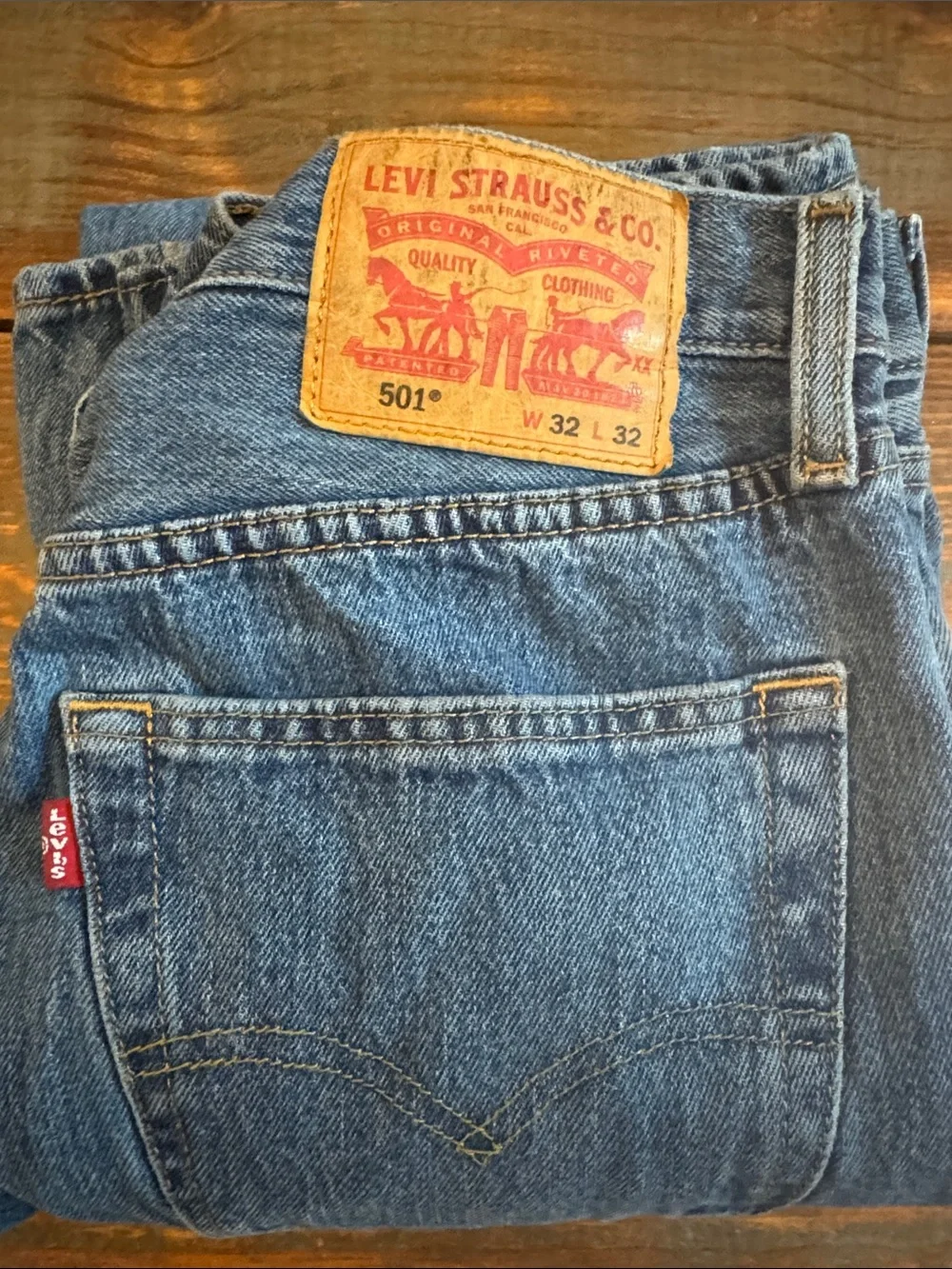 Levi's 501 Straight Jeans in Medium Blue Denim